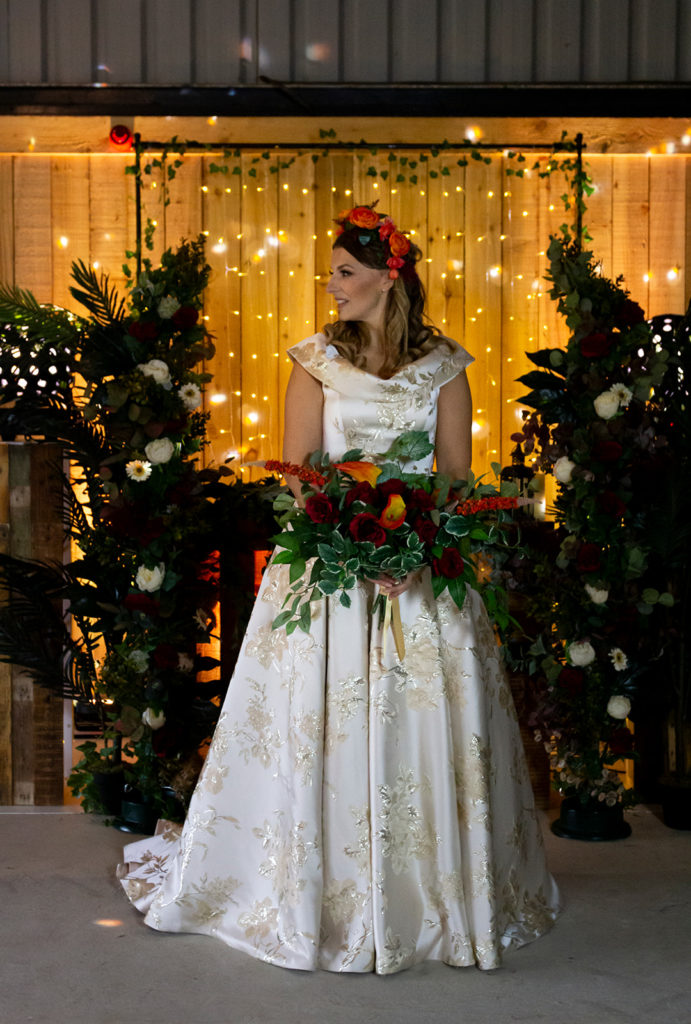 Bride and autumn silk bouquet