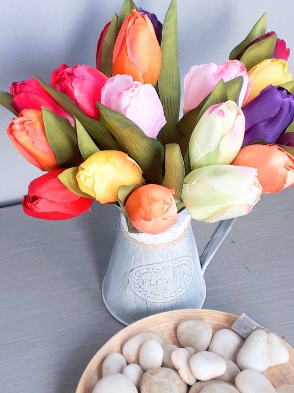 Image of multicoloured tulips