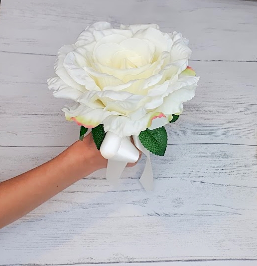 Image of large cream silk rose wand